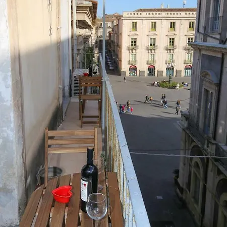 Sicily Wonderful Piazza Universita' Holiday home