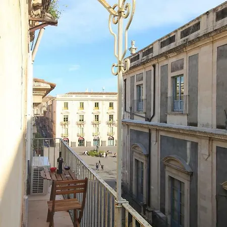 Sicily Wonderful Piazza Universita' Holiday home