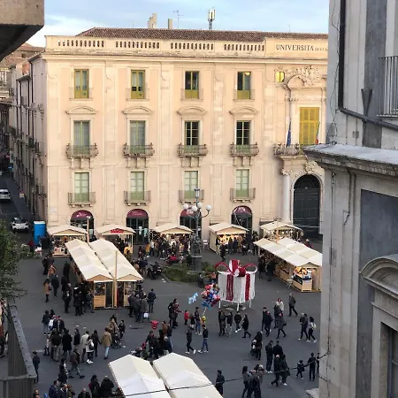Sicily Wonderful Piazza Universita' Holiday home *