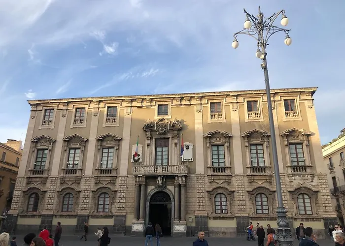 Sicily Wonderful Piazza Universita' 펜션